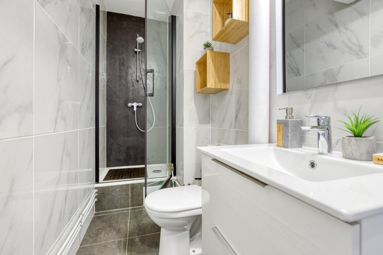 Metro 7 - Gare C - Parking Private- Easy Check-In Apartman Ivry-sur-Seine Kültér fotó