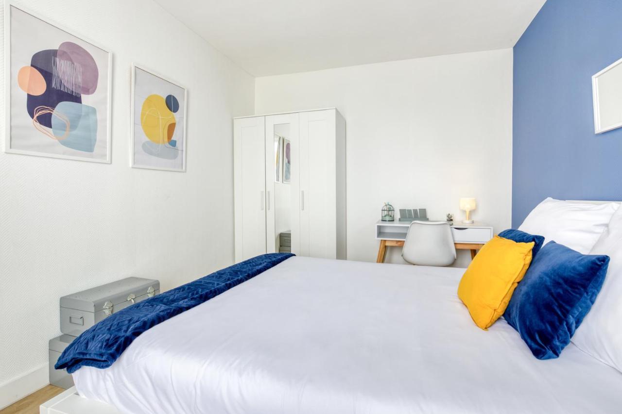Metro 7 - Gare C - Parking Private- Easy Check-In Apartman Ivry-sur-Seine Kültér fotó